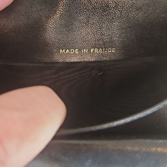 Chanel Caviar Timeless CC Black Leather Wallet with Kisslock Closure - Picture 10 of 17